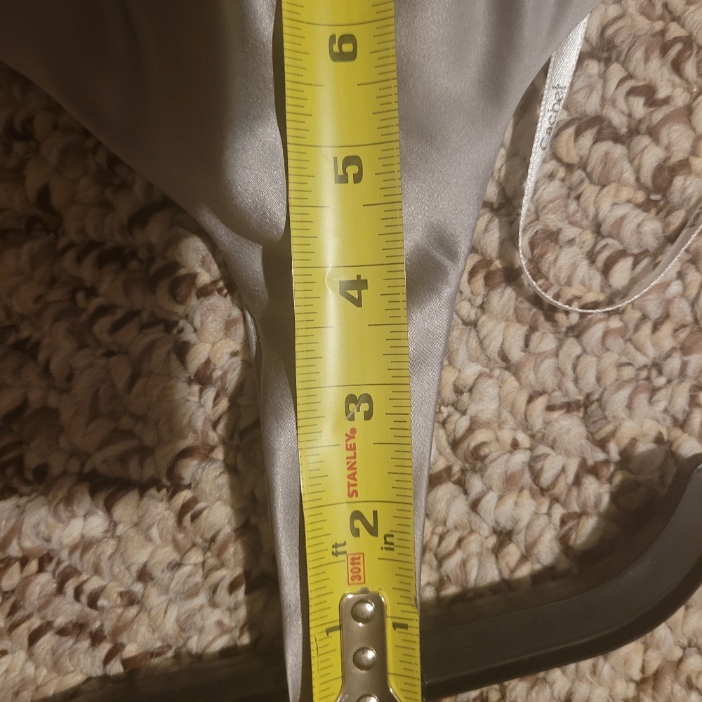 Dress - Picture 6 of 10
